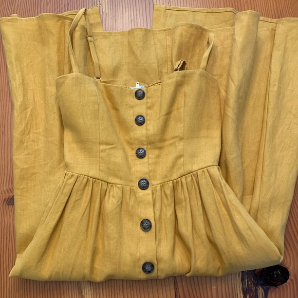 Reformation Dress-  Tori Linen Midi Dress in Ochre - Picture 3 of 7